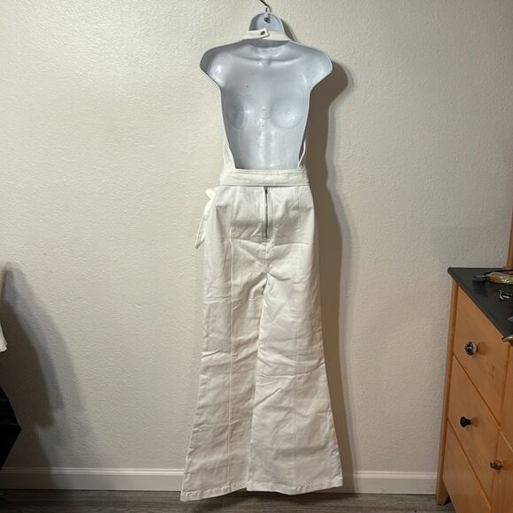 Flying Tomato Halter Plunge Jumpsuit Large - Picture 6 of 6